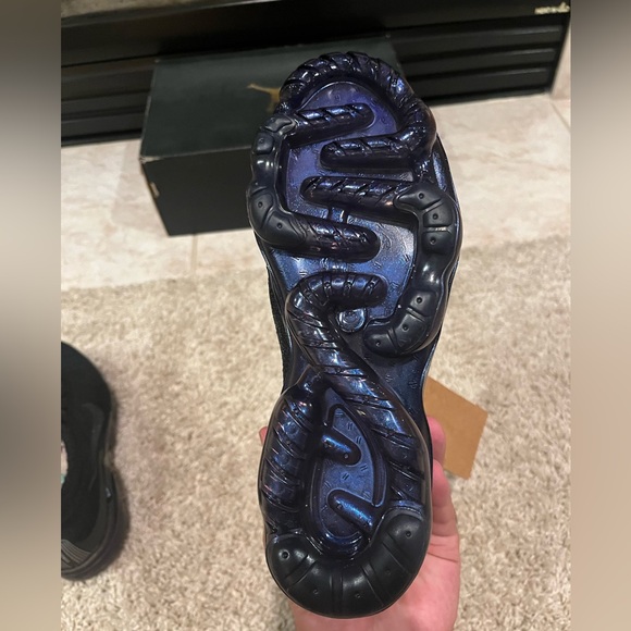 Size 7 - Nike Air VaporMax 2023 Flyknit Black Iridescent W 🔥🔥BRAND NEW no box - Picture 6 of 8